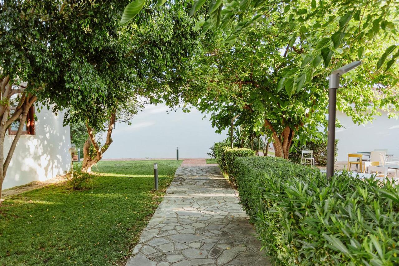 Resort Fior Di Sardegna Posada (Sardinia) Exterior foto